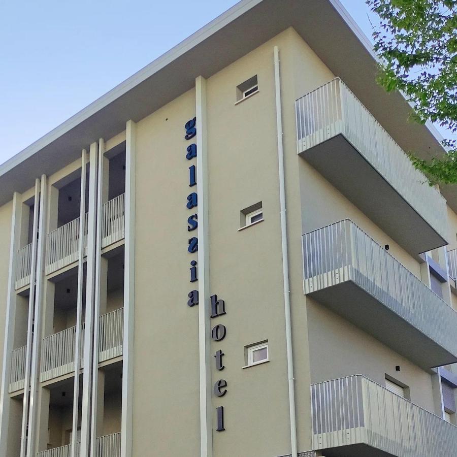 Hotel Galassia ริมินี ภายนอก รูปภาพ